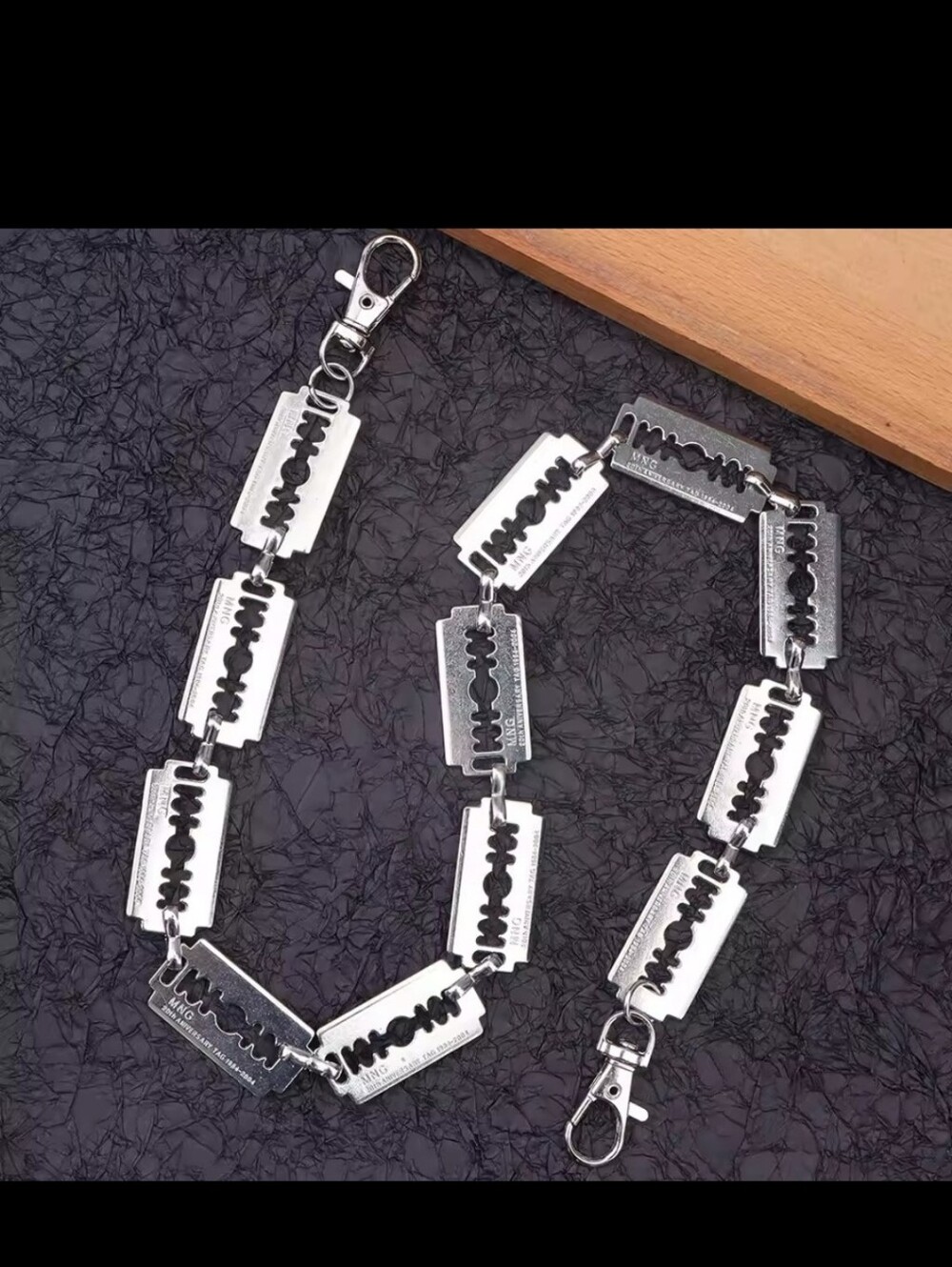 nwot Razor Blade Pants Chain - Picture 7 of 7